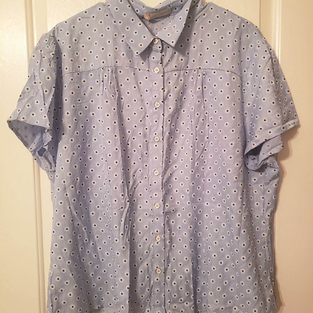 NWT Retro Blue Daisy Belle Poque Button-Up Blouse